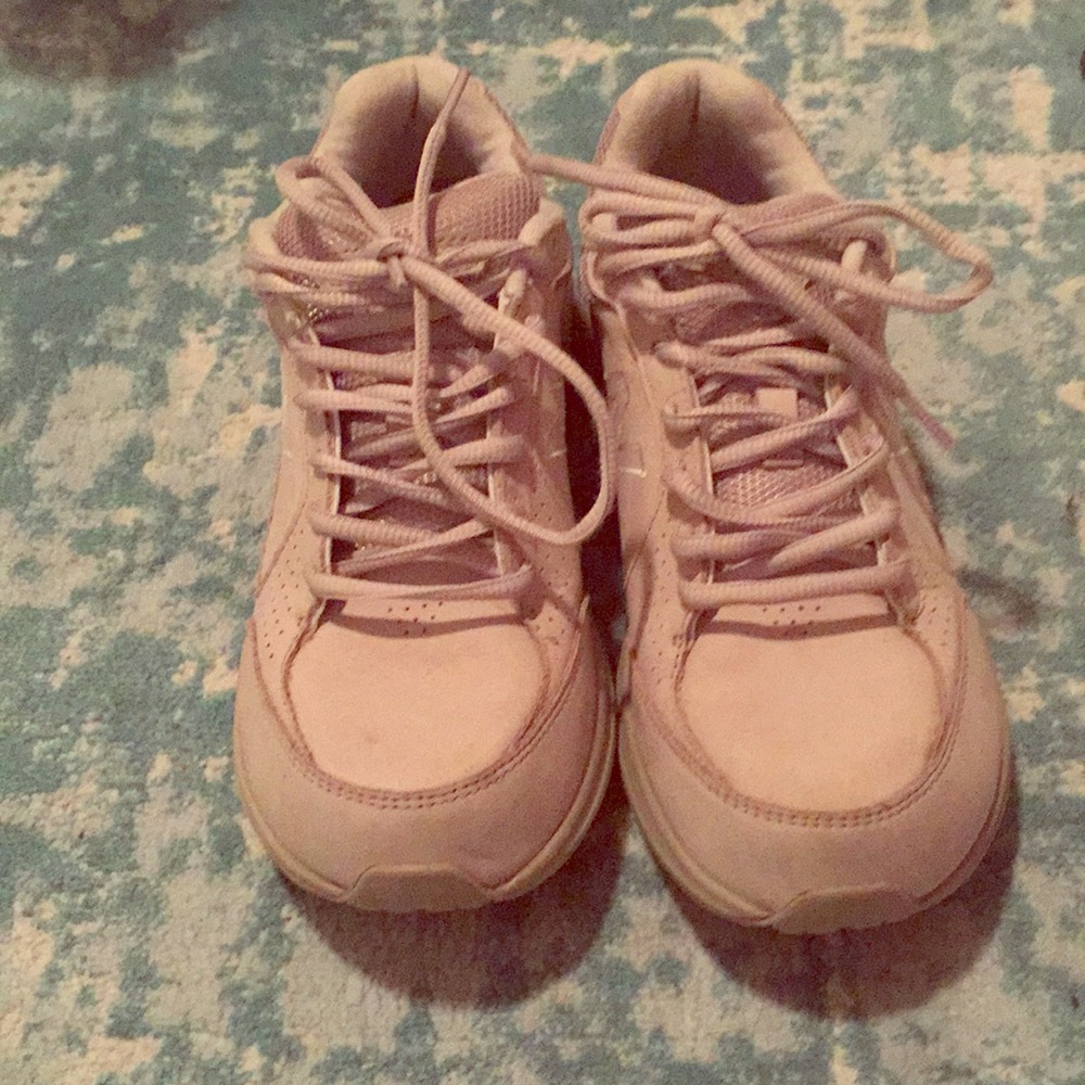 New Balance shoes 👟